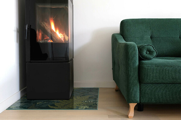 Podkładka pod kominek Motyle wśród roślinnych akcentów