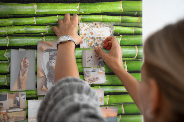 Tablica korkowa na ścianę Zielone łodygi bambusa w harmonijnym układzie