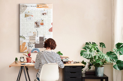 Tablica korkowa na ścianę Kolorowy planner miesięczny z abstrakcyjnymi kształtami