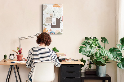 Tablica korkowa na ścianę Kolorowy planner miesięczny z abstrakcyjnymi kształtami