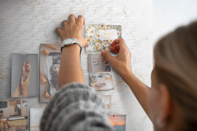Tablica korkowa na ścianę Elegancki marmurowy wzór w jasnych odcieniach