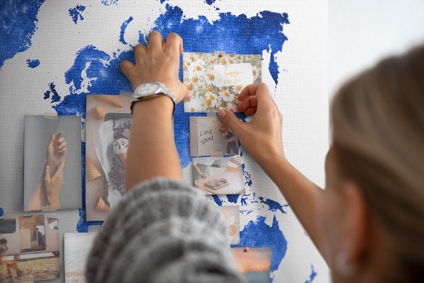 Tablica korkowa ozdobna Niebieska mapa świata w akwarelowym stylu