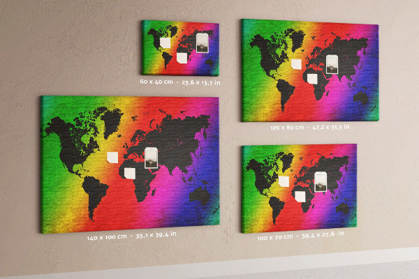 Tablica korkowa z nadrukiem Tęczowa mapa świata na kolorowym tle