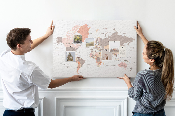 Tablica korkowa ozdobna Mapa świata w stonowanej kolorystyce