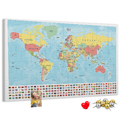 Tablica korkowa Mapa świata z kolorowymi flagami.