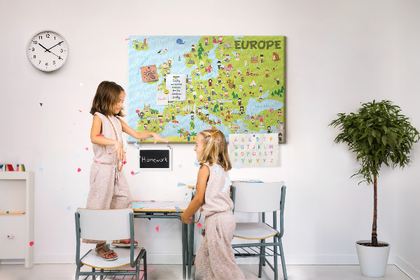Tablica korkowa Kolorowa mapa Europy z ikonami kultury