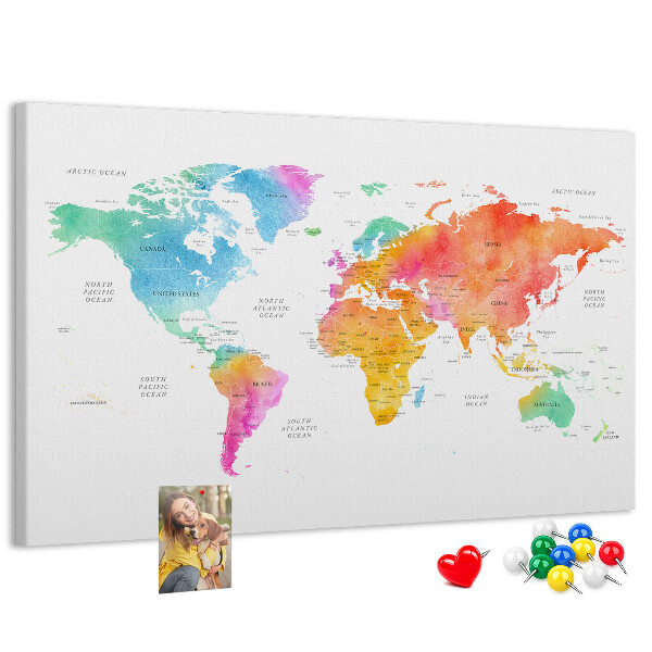 Tablica korkowa z nadrukiem Kolorowa mapa świata w akwareli.