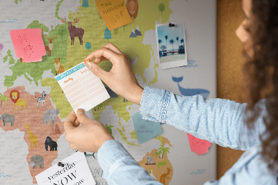 Tablica korkowa ozdobna Mapa świata z ilustracjami zwierząt.