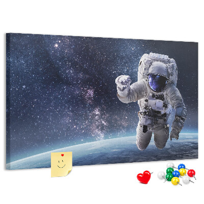 Tablica korkowa Astronauta w kosmicznej przestrzeni gwiazdowej