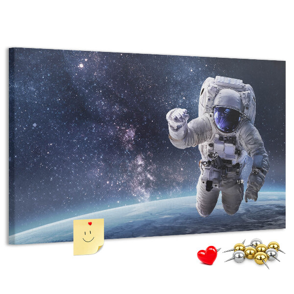Tablica korkowa Astronauta w kosmicznej przestrzeni gwiazdowej
