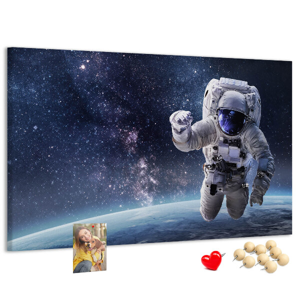 Tablica korkowa Astronauta w kosmicznej przestrzeni gwiazdowej