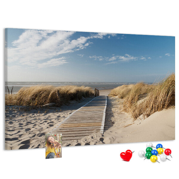 Tablica korkowa ozdobna Spacer po plaży w letnim słońcu