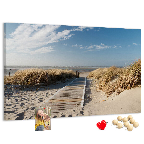 Tablica korkowa ozdobna Spacer po plaży w letnim słońcu