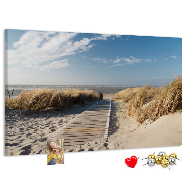 Tablica korkowa ozdobna Spacer po plaży w letnim słońcu