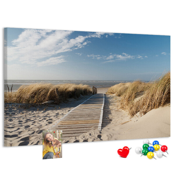 Tablica korkowa ozdobna Spacer po plaży w letnim słońcu
