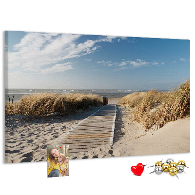 Tablica korkowa ozdobna Spacer po plaży w letnim słońcu