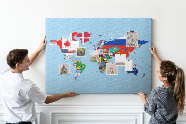 Tablica korkowa z nadrukiem Mapa świata z flagami krajów