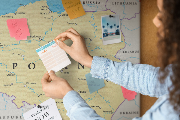 Tablica korkowa z nadrukiem Mapa Polski z zaznaczoną Warszawą