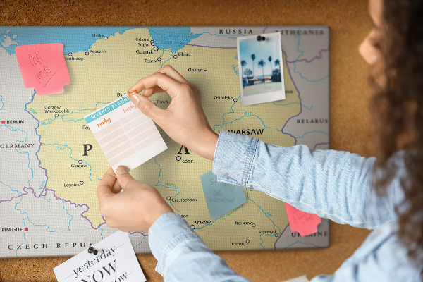 Tablica korkowa z nadrukiem Mapa Polski z zaznaczoną Warszawą