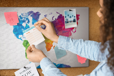 Tablica korkowa z nadrukiem Kolorowa mapa świata w stylu polygonalnym