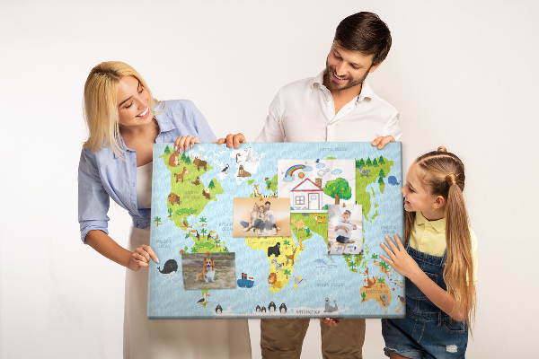 Tablica korkowa ozdobna Mapa świata z zwierzętami i kontynentami