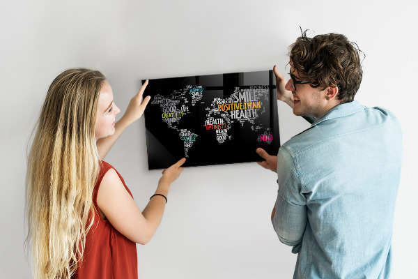 Tablica magnetyczna na magnesy Pozytywna mapa świata