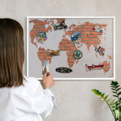 Tablica magnetyczna na magnesy biała rama Ceglana mapa