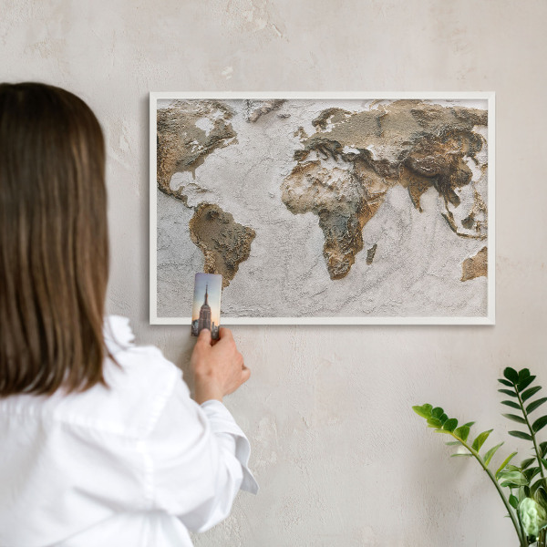 Tablica na magnesy z podróży biała rama Reliefowa mapa