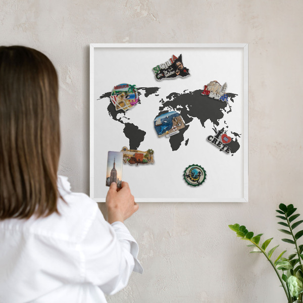 Tablica na magnesy z podróży biała rama Mapa świata