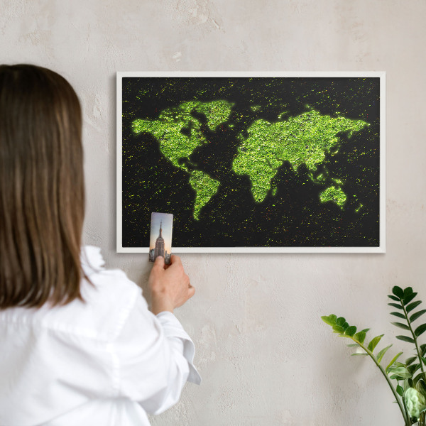Tablica na magnesy z podróży biała rama Zielona mapa