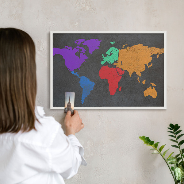 Tablica magnetyczna na magnesy biała rama Kolorowa mapa