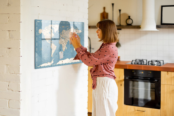 Tablica magnetyczna z pisakiem Mapa świata z osobistymi wspomnieniami