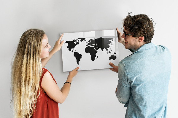 Tablica magnetyczna z pisakiem Mapa świata z miejscami wspomnień