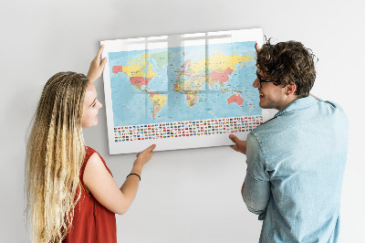 Tablica magnetyczna z pisakiem Mapa świata z miejscami do zaznaczenia