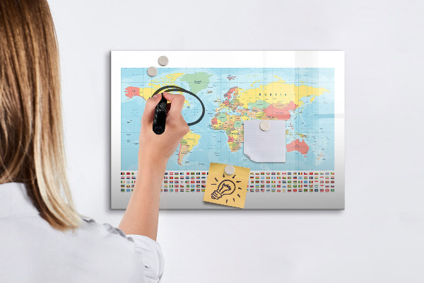 Tablica magnetyczna z pisakiem Mapa świata z miejscami do zaznaczenia