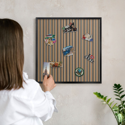 Tablica magnetyczna na magnesy czarna rama Geometryczny wzór