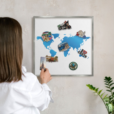 Tablica na ścianę na magnesy w srebrnej ramie Mapa świata
