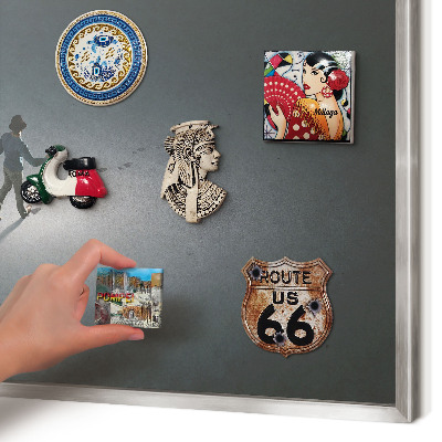 Tablica na magnesy z wakacji w ramie srebrnej Nocna wędrówka