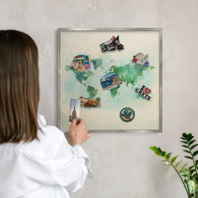 Tablica metalowa na magnesy srebrna rama Mapa świata