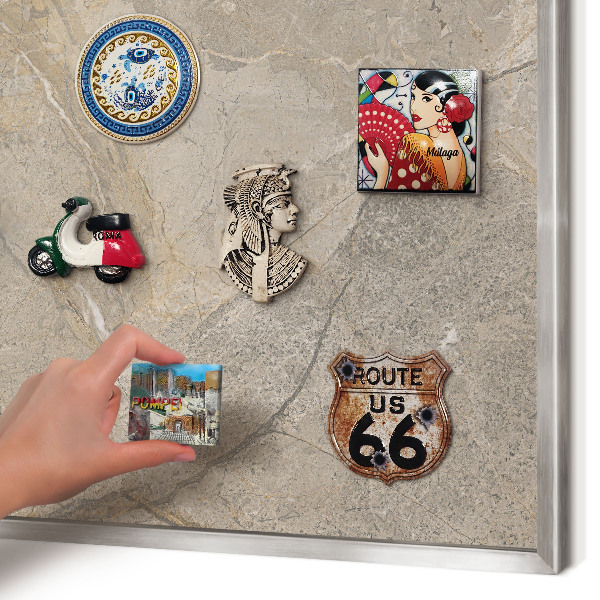 Tablica na ścianę na magnesy w srebrnej ramie Beżowy kamień