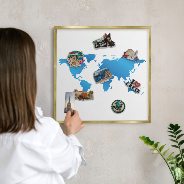 Tablica na magnesy w ramie złotej Mapa świata