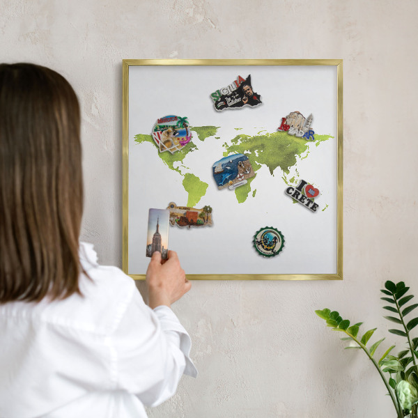 Tablica na magnesy w ramie złotej Zielona mapa