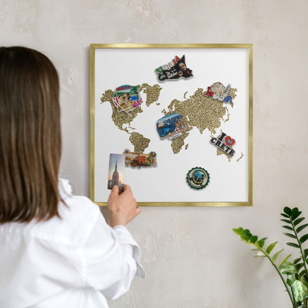Tablica na magnesy w ramie złotej Mapa świata
