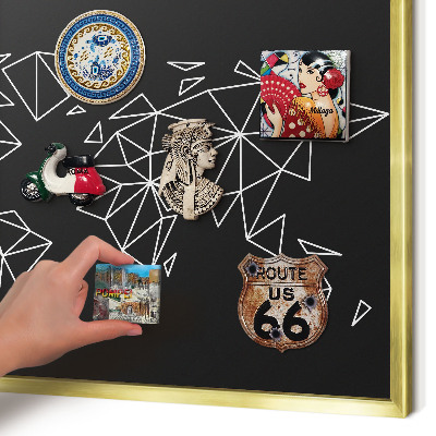Tablica na magnesy z podróży w złotej ramie Mapa świata