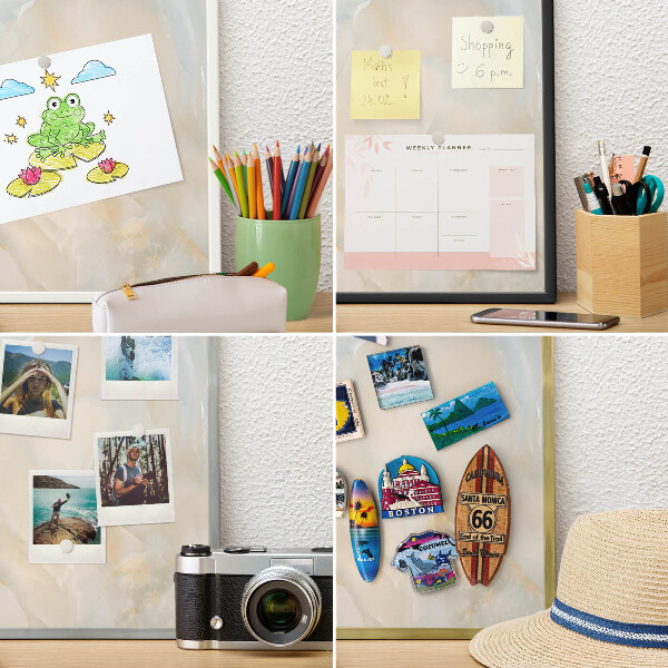 Tablica na magnesy z podróży w złotej ramie Subtelna elegancja